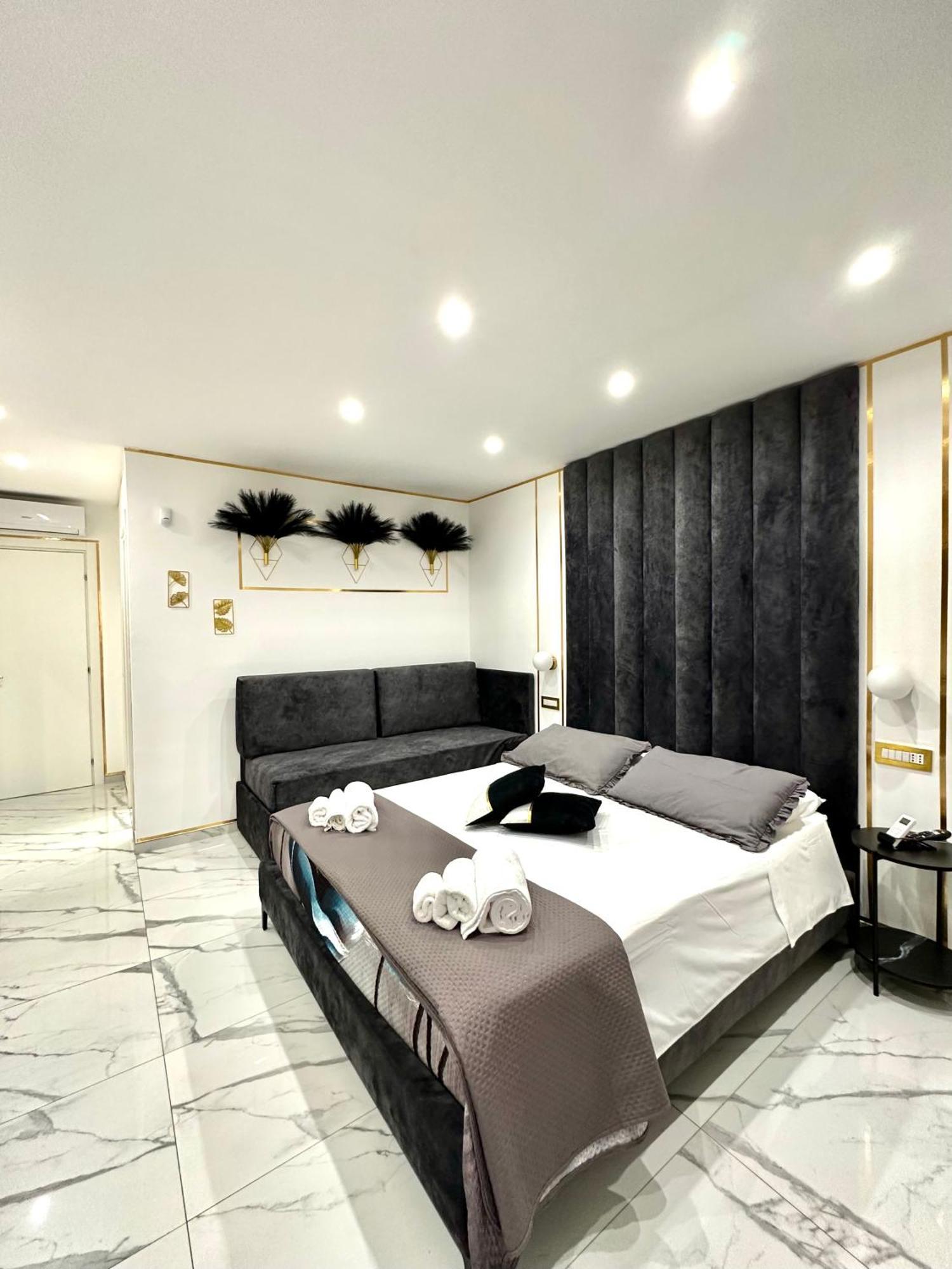 Oltremare Apartment Bari Bagian luar foto