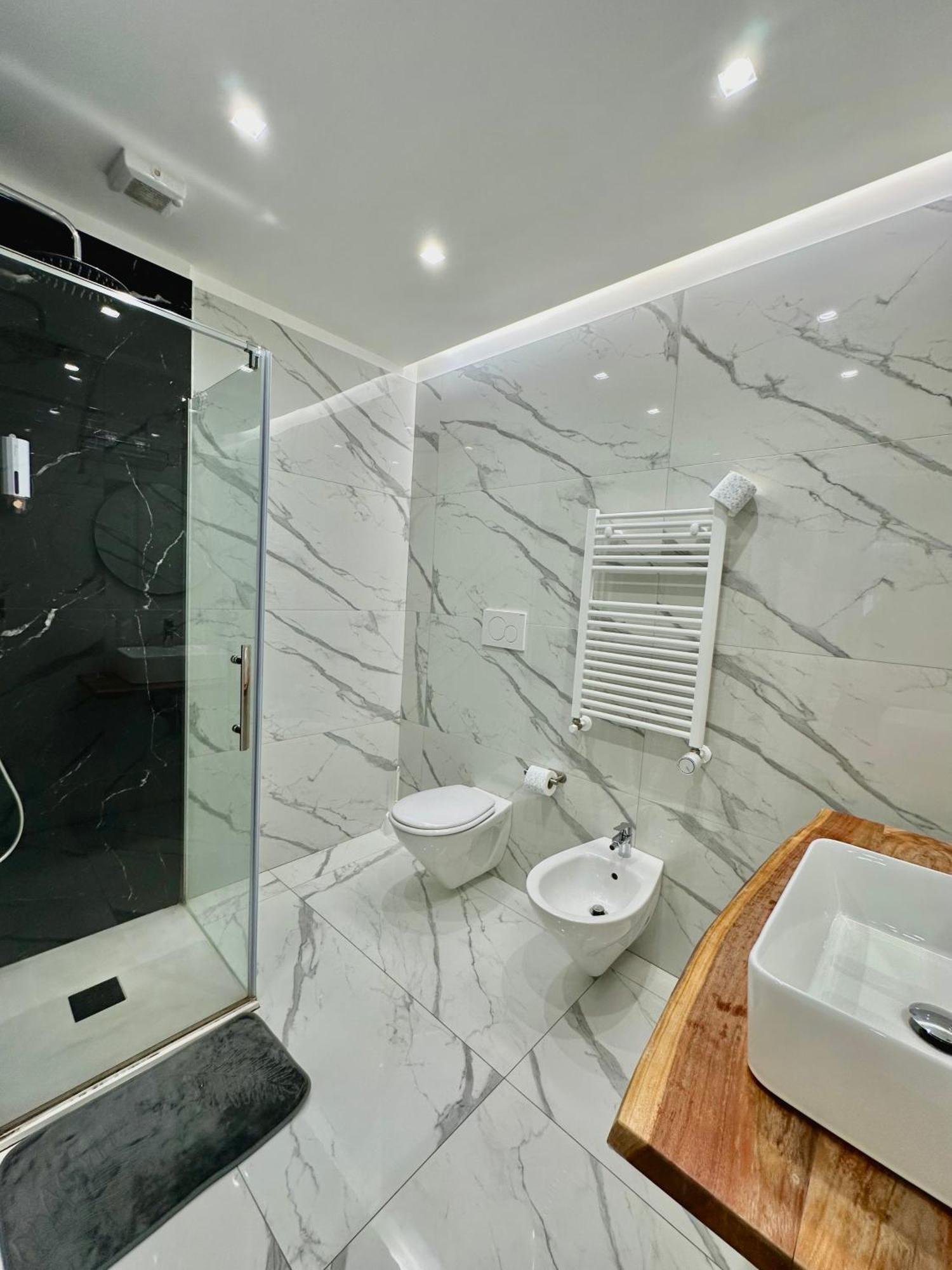 Oltremare Apartment Bari Bagian luar foto