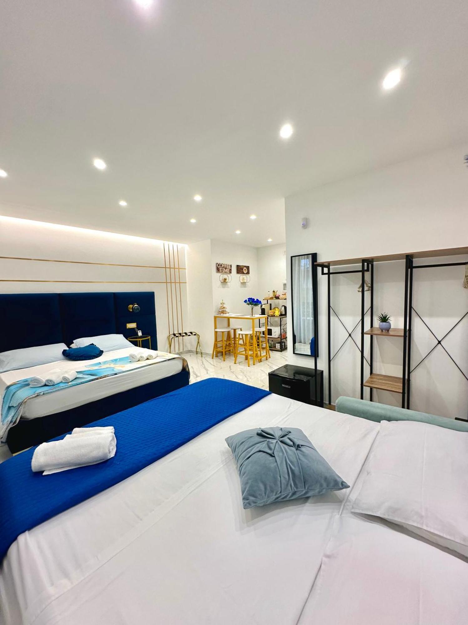 Oltremare Apartment Bari Bagian luar foto