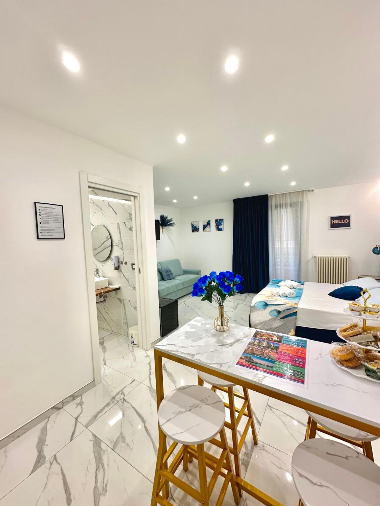 Oltremare Apartment Bari Bagian luar foto